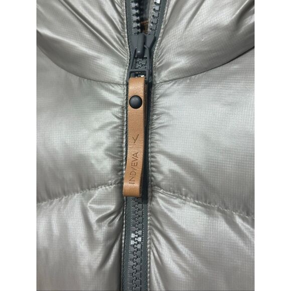 NWOT INDYEVA Silver Short Quilted Duck Down Hood Winter Ski Snow Puffer Jacket - Picture 6 of 15